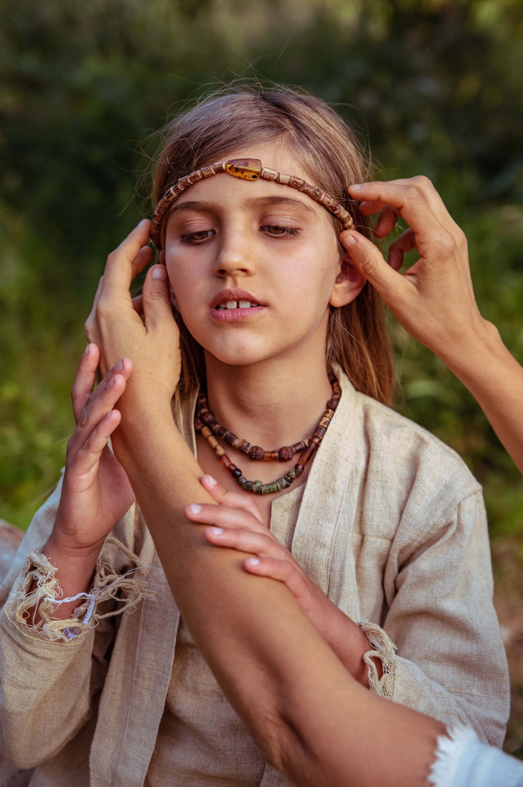 Earth Heart Children Necklace ๑๑๑ Raw Wood & Amber